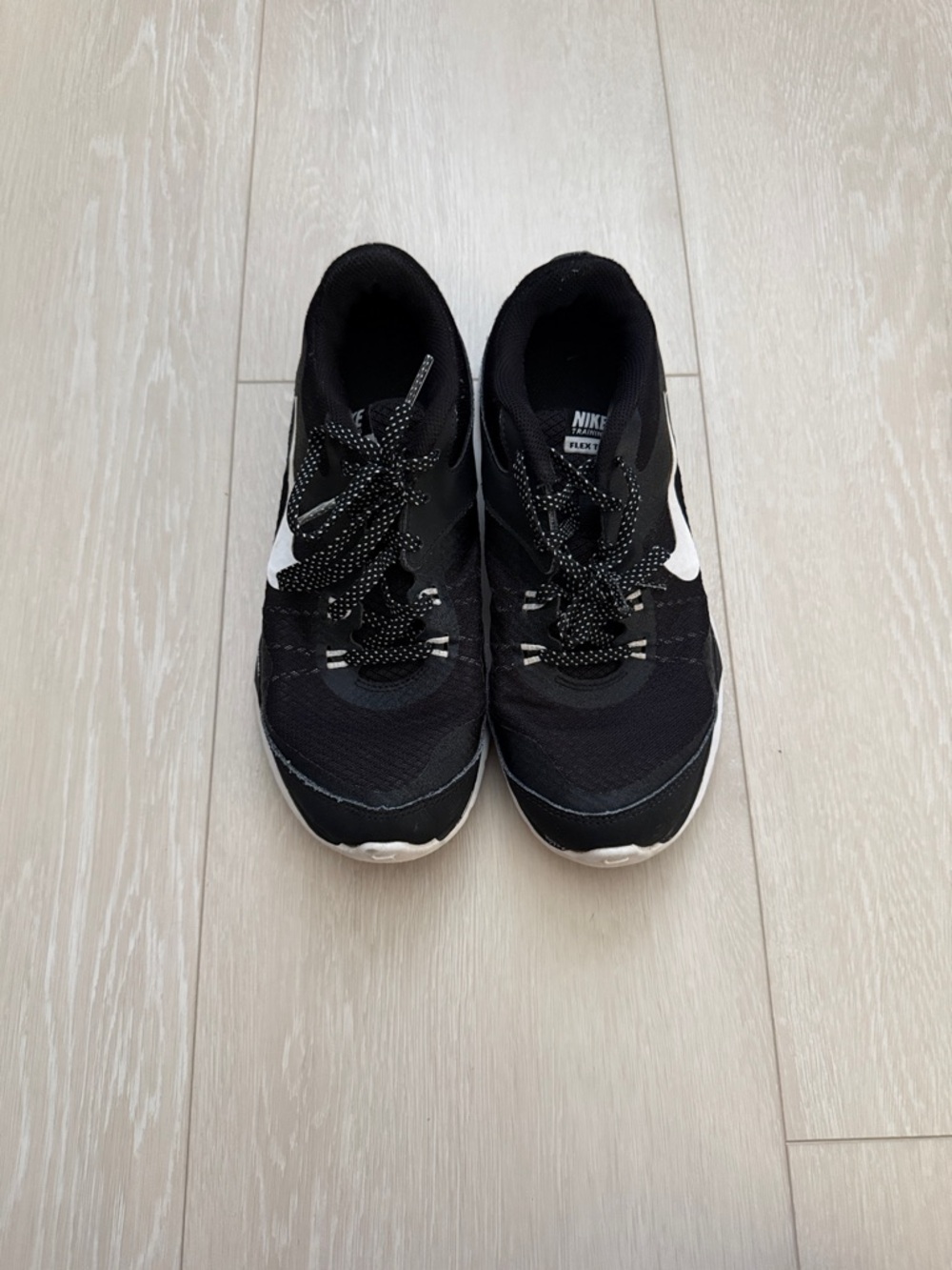 ✨ Nike Dual-Tone Black and White Shoes